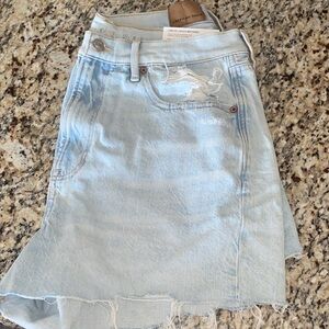 American Eagle Outfitters Highest Rise 90s Boyfriend  Light Blue Shorts
